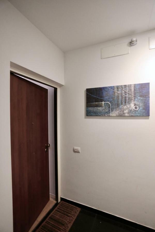 Rio Central M3 Sondrio E Stazione Centrale Milano Esterno foto