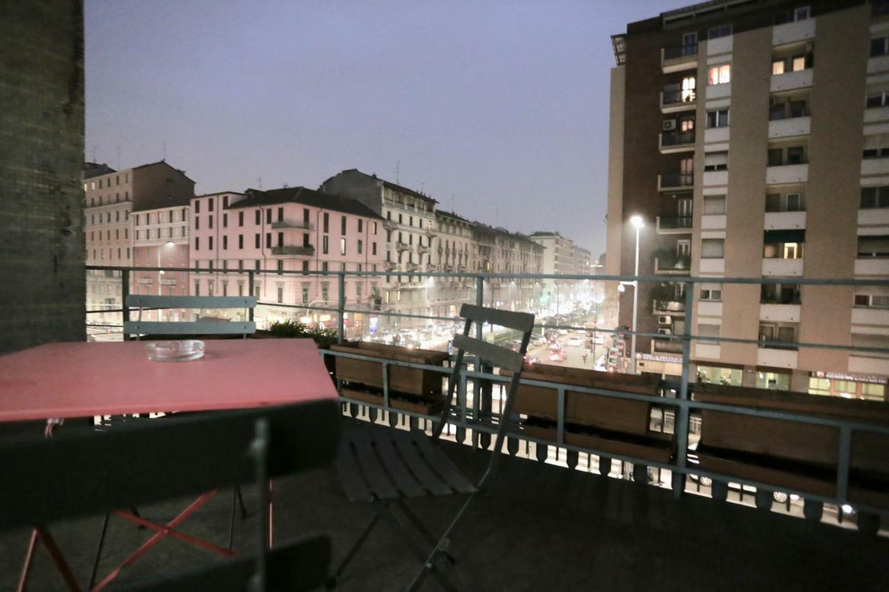 Rio Central M3 Sondrio E Stazione Centrale Milano Esterno foto