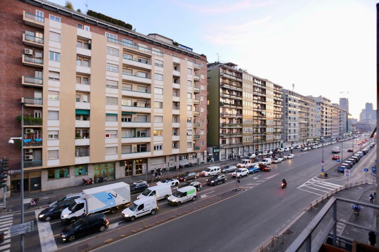 Rio Central M3 Sondrio E Stazione Centrale Milano Esterno foto